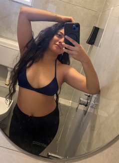 Jyotsna - puta in Gurgaon Photo 3 of 3