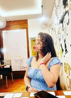 Jyoty Singh Real meet or cam show - puta in Chennai Photo 3 of 5