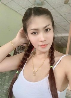 K I M M Y Ladyboy 🇹🇭 - masseuse in Khobar Photo 3 of 6