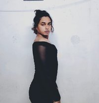 Kàaju Here - Transsexual escort in Surat