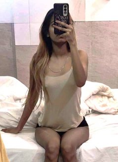 Kaam Devi - Intérprete de adultos in Candolim, Goa Photo 7 of 9