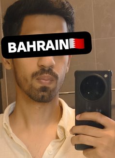Kaan - Male escort in Al Manama Photo 1 of 4