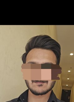 Kabeer Indian Guy - Acompañantes masculino in Dubai Photo 6 of 7