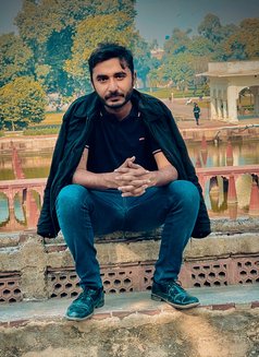 Kabeer Khalid - Male escort in Lahore Photo 6 of 9