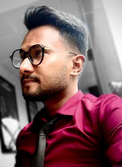 Kabir - Acompañantes masculino in Dhaka Photo 5 of 8