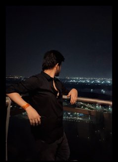 Kabir - Male escort in Gurgaon Photo 4 of 5