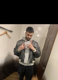 Kabir - Male escort in Mumbai Photo 5 of 7