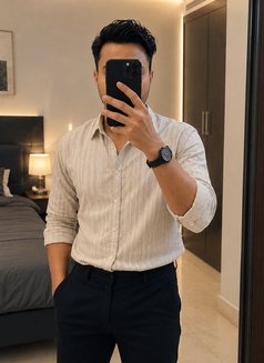 Kabir - Acompañantes masculino in Mumbai Photo 4 of 4