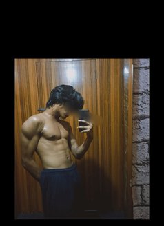 Kabir - Acompañantes masculino in Mumbai Photo 1 of 6
