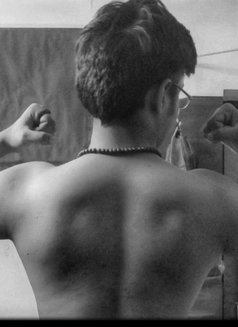 Kabir Roy - Male escort in New Delhi Photo 2 of 2