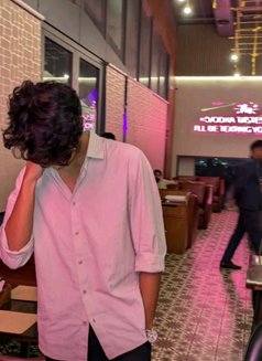 Kabir Secure Meet & Dating - Acompañantes masculino in Mumbai Photo 2 of 2