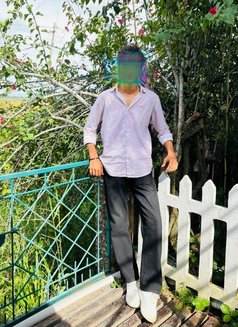 Kabir & Secured Meet Up - Male adult performer in Noida Photo 2 of 3