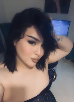 Kadi - Transsexual dominatrix in Erbil Photo 7 of 12