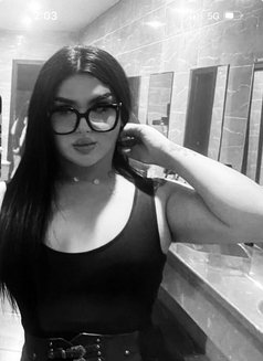 Kadi - Transsexual escort in Kuala Lumpur Photo 2 of 5