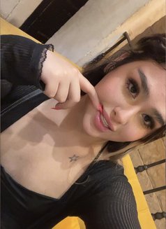 Kadi - Transsexual escort in Kuala Lumpur Photo 4 of 6