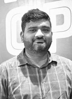 Kaffan Only Free service - Male escort in Sharjah Photo 2 of 4