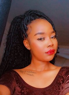 Kageni 🦋 Hot ❣️ Sexy - puta in Nairobi Photo 2 of 8