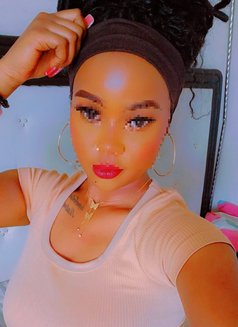 Kageni 🦋 Hot ❣️ Sexy - puta in Nairobi Photo 3 of 8