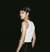 Kahlil Gray - Male escort in Manila