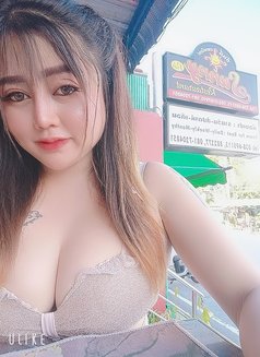 ลิซ่า - masseuse in Rayong Photo 8 of 30