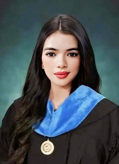 Kai - escort in Manila Photo 7 of 7