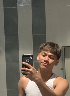 Kai - Acompañantes masculino in Manila Photo 1 of 5
