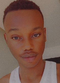 Kai - Acompañantes transexual in Nairobi Photo 1 of 3