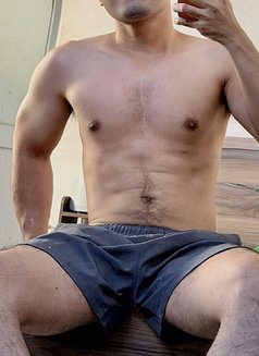 Kai - masseur in Melbourne Photo 1 of 9