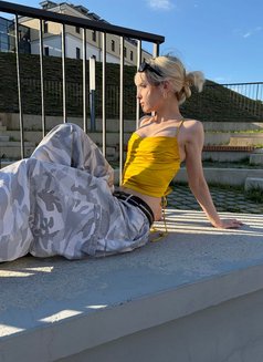 Kaia - escort in Dubai Photo 6 of 7
