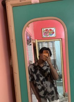 Kaif - Male escort in Kolkata Photo 1 of 3