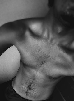 Kaif - Male escort in Kolkata Photo 2 of 2