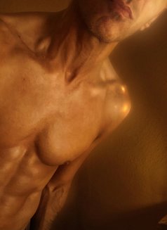 Kailash Tantra - Masajista in Florence Photo 4 of 4