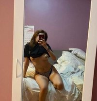 DIMPLE Companion With Cam 🇳🇵KTM - Acompañante in Kathmandu