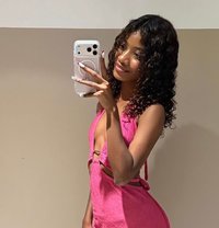 Kaira - escort in Muscat