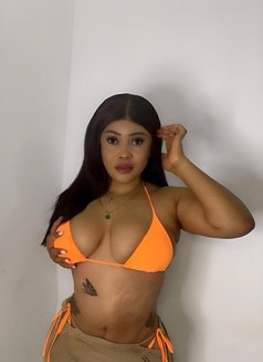 Kaisha outcall - escort in Doha Photo 2 of 6