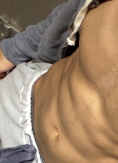 Kaith - Male escort in Abu Dhabi Photo 3 of 5