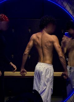 Kaith - Acompañantes masculino in Abu Dhabi Photo 7 of 8