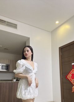 Kaitlyn - escort in Manila Photo 1 of 4