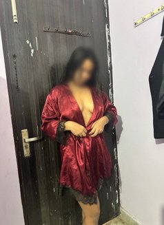 Kajal Aggarwal 21+ Independent Girl – In - puta in Gurgaon Photo 4 of 5