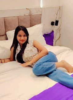 Kajal Aggarwal 21+ Independent Girl - puta in Gurgaon Photo 3 of 5