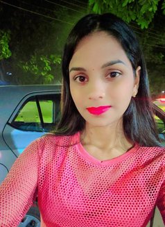 Kajal Aggarwal 21+ Independent Girl - puta in Gurgaon Photo 5 of 5