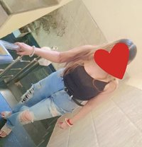 Kajal Aggarwal cash payment - escort in Noida