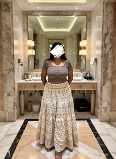Kajal Cam Queen - dominatrix in Mumbai Photo 4 of 16