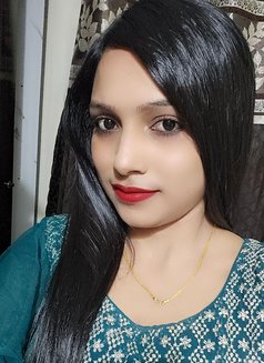 Kajal Cash Ahmedabad - escort in Ahmedabad Photo 1 of 3