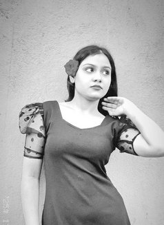 Kajal - escort in Hyderabad Photo 2 of 2