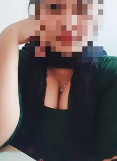 Kajal - escort in Navi Mumbai Photo 16 of 19