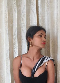 Kajal - Transsexual escort in Chennai Photo 3 of 4