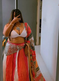 Kajal - companion in Bangalore Photo 13 of 26