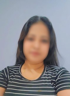 Kajal – Indian Escort in bangalore - puta in Bangalore Photo 5 of 7
