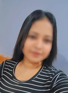Kajal – Indian Escort in bangalore - puta in Bangalore Photo 7 of 7
